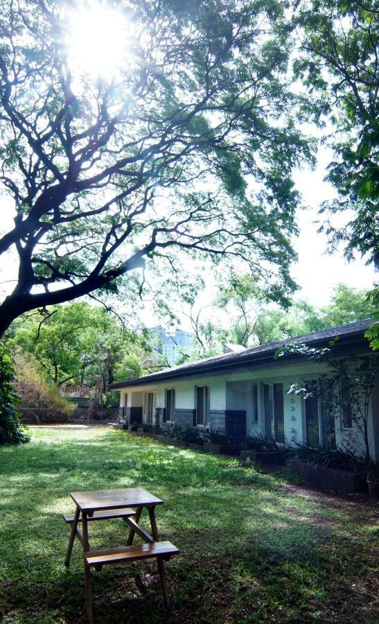 Mint Koregaon Park Next To Osho Ashram Pune Exterior foto