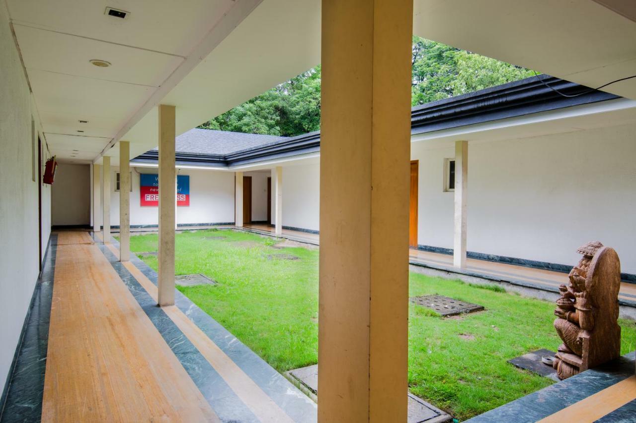 Mint Koregaon Park Next To Osho Ashram Pune Exterior foto